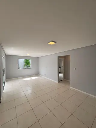Casa à Venda em Lauro de Freitas - Buraquinho - foto 2